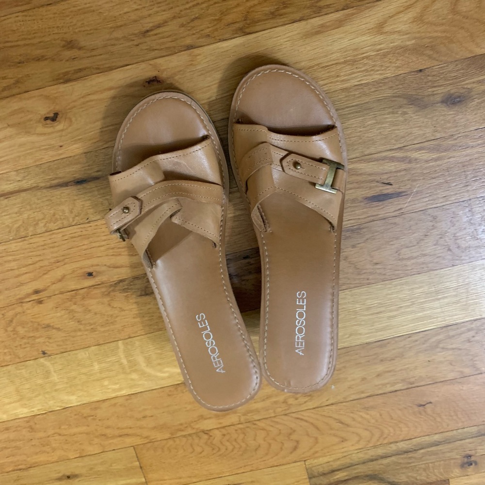 Tan leather slip one